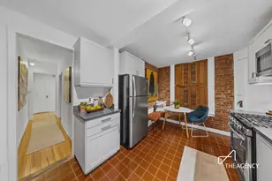 79 Perry St, New York City, NY 10014 - Photo 7