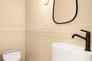 231 Macon St, New York City, NY 11216 - Photo 9