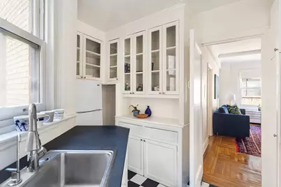 111 E 75th Street #7C, New York City, NY 10021 - Photo 3