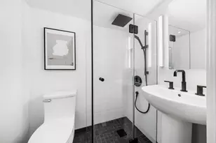 25 Middagh St, New York City, NY 11201 - Photo 19