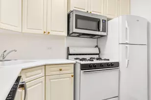 215 E 80th St, New York City, NY 10075 - Photo 3