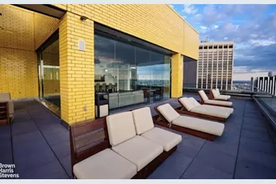 15 William Street #27A, New York City, NY 10004 - Photo 25