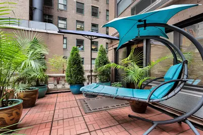 58 W 58th Street #6EF, New York City, NY 10019 - Photo 13