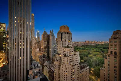 58 W 58th Street #6EF, New York City, NY 10019 - Photo 23