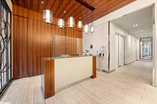 124 W 23rd St, New York City, NY 10011 - Photo 11