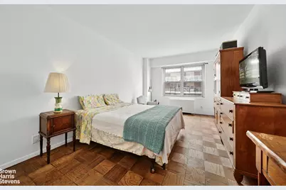 370 E 76th Street #B1004, New York City, NY 10021 - Photo 5
