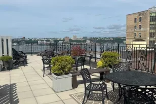 310 W 97th St, New York City, NY 10025 - Photo 11