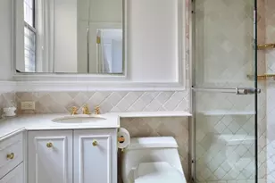 1070 Park Ave, New York City, NY 10128 - Photo 5