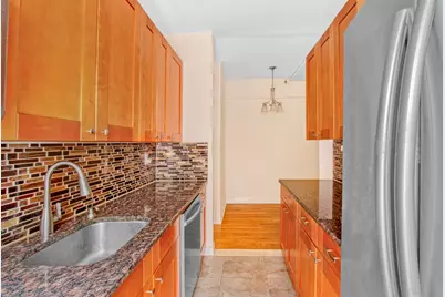 9701 Shore Road #5L, New York City, NY 11209 - Photo 5