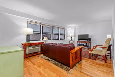 579 W 215th Street #2-F, New York City, NY 10034 - Photo 3