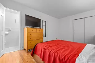 579 W 215th St, New York City, NY 10034 - Photo 7