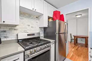 579 W 215th St, New York City, NY 10034 - Photo 5
