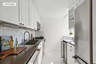 200 E 66th St, New York City, NY 10065 - Photo 3