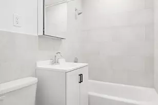 27 W 84th St, New York City, NY 10024 - Photo 5