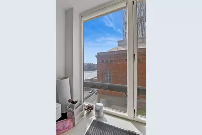 530 E 76th Street #6J, New York City, NY 10021 - Photo 7