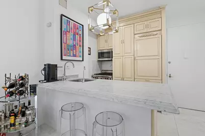 530 E 76th Street #6J, New York City, NY 10021 - Photo 5