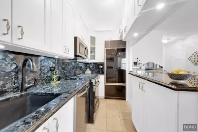 251 E 51st Street #19N, New York City, NY 10022 - Photo 5