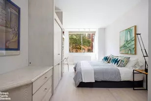 160 W 86th St, New York City, NY 10024 - Photo 9