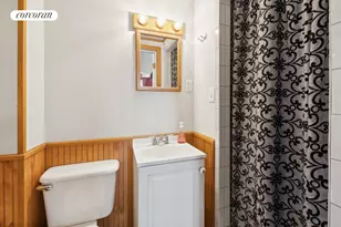 1541 Overing St, New York City, NY 10461 - Photo 5