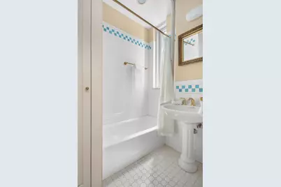 50 W 67th Street #6H, New York City, NY 10023 - Photo 5