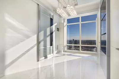 845 United Nations Plaza #82A, New York City, NY 10017 - Photo 9