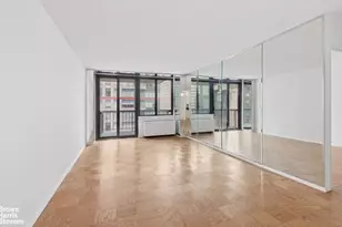300 E 54th St, New York City, NY 10022 - Photo 3