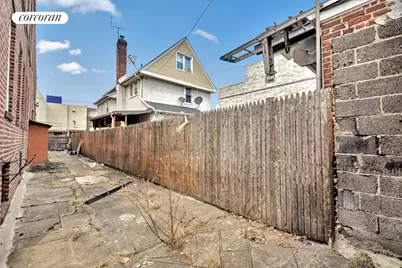 95-07 Cresskill Place, New York City, NY 11435 - Photo 3