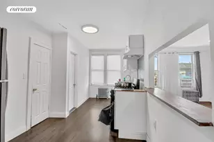 95-07 Cresskill Pl, New York City, NY 11435 - Photo 9