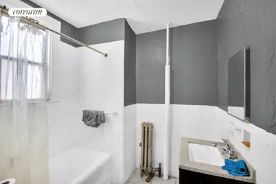 95-07 Cresskill Place, New York City, NY 11435 - Photo 17