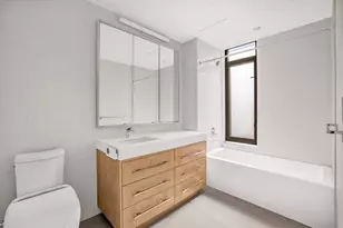212 W 95th St, New York City, NY 10025 - Photo 9