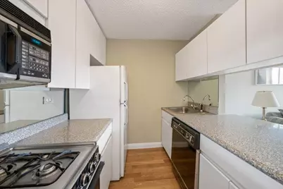 270 W 17th Street #6I, New York City, NY 10011 - Photo 7
