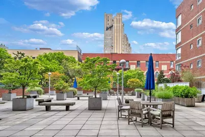 270 W 17th Street #6I, New York City, NY 10011 - Photo 11