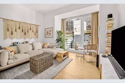 138 E 50th Street #17B, New York City, NY 10022 - Photo 3