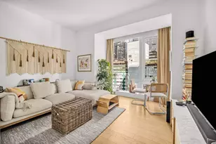 138 E 50th St, New York City, NY 10022 - Photo 3