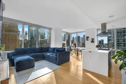 247 W 46th Street #1403, New York City, NY 10036 - Photo 5