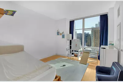 247 W 46th Street #1403, New York City, NY 10036 - Photo 9