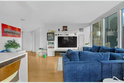 247 W 46th Street #1403, New York City, NY 10036 - Photo 7