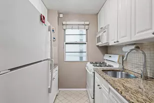 201 E 37th St, New York City, NY 10016 - Photo 5