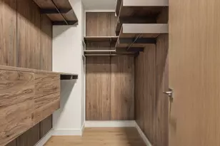 200 E 21st St, New York City, NY 10010 - Photo 7