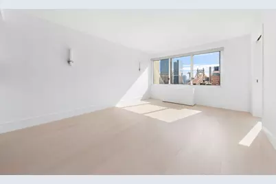 300 E 59th Street #1207, New York City, NY 10022 - Photo 3