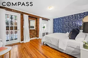 261 W 71st St, New York City, NY 10023 - Photo 9