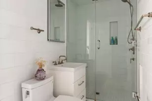 39 Gramercy Park N, New York City, NY 10010 - Photo 7