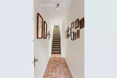 2536 Lurting Avenue, New York City, NY 10469 - Photo 11