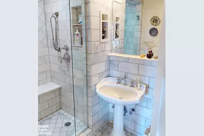 2244 Bronx Park E #1B, New York City, NY 10467 - Photo 9