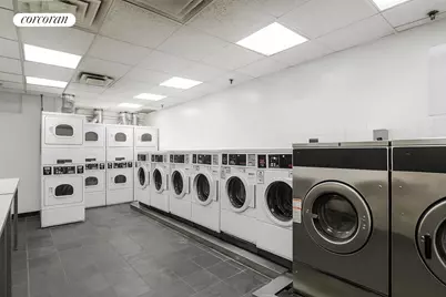 250 E 40th Street #17F, New York City, NY 10016 - Photo 15