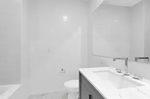 250 E 49th St, New York City, NY 10017 - Photo 13