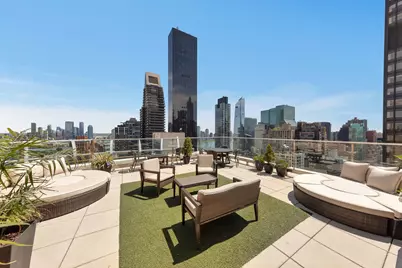 250 E 49th Street #3E, New York City, NY 10017 - Photo 17