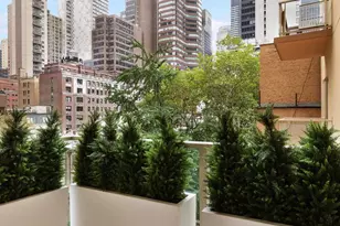 250 E 49th St, New York City, NY 10017 - Photo 5