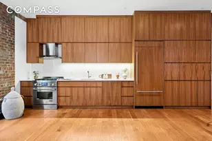 142 N 1st St, New York City, NY 11249 - Photo 5