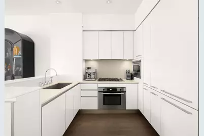 25 Broad Street #10K, New York City, NY 10004 - Photo 3